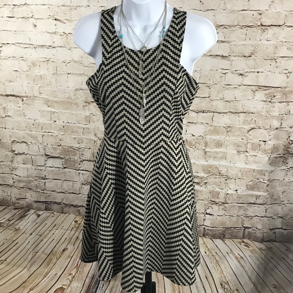 💃Chevron Aztec Dress - Night Out - Picture 2 of 5